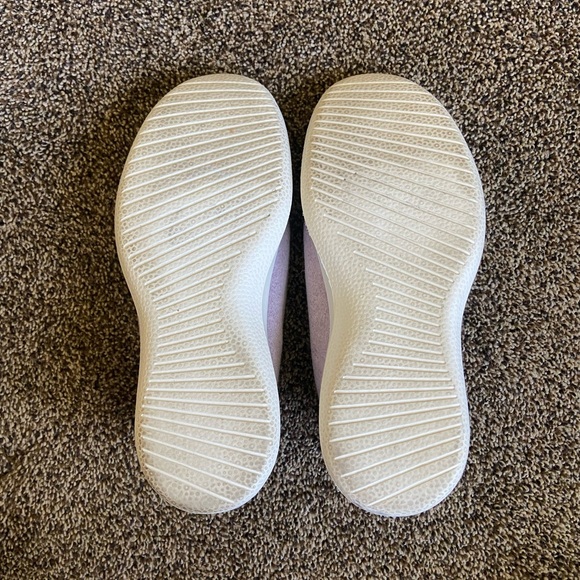 allbirds Lavender Merino Wool The Wool Runners Woman’s Activewear Sneakers 8 - Picture 9 of 9